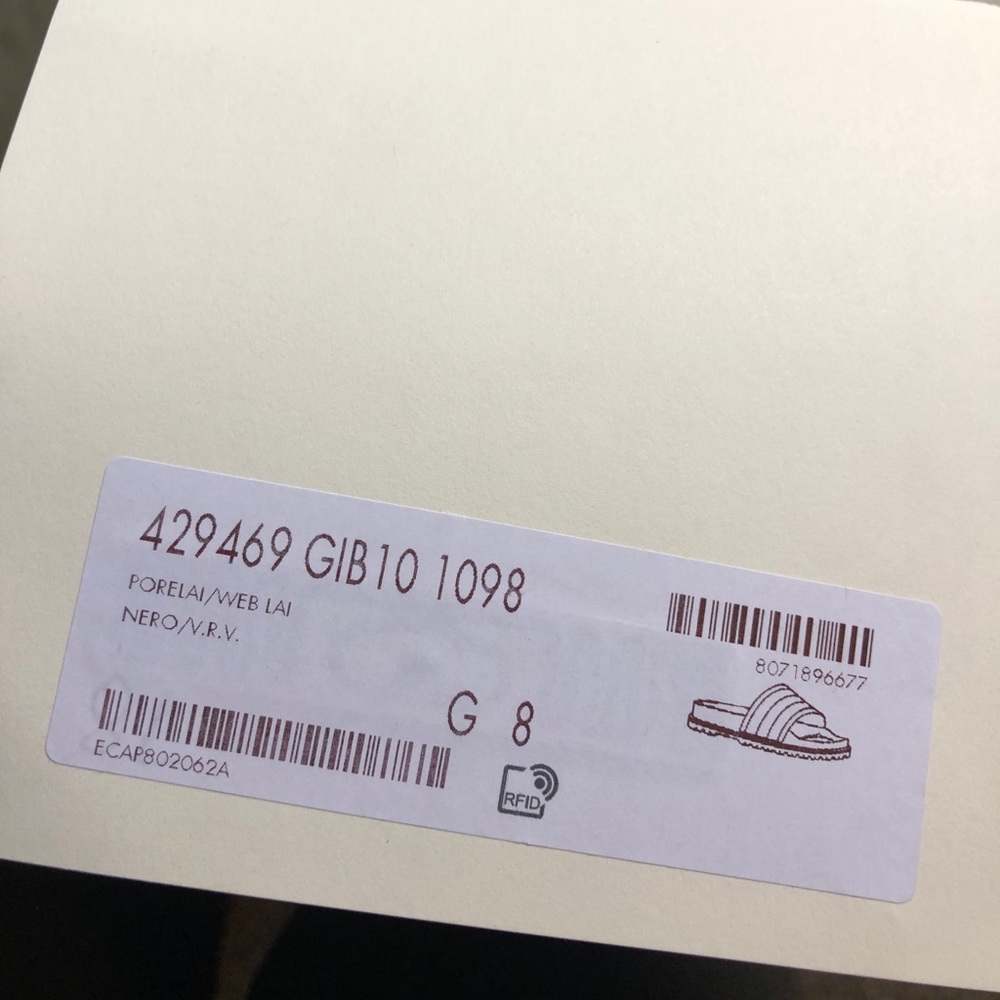 Gucci slides